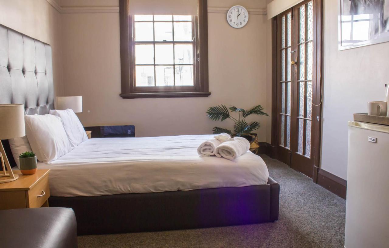Campsie Hotel Sydney Exteriör bild